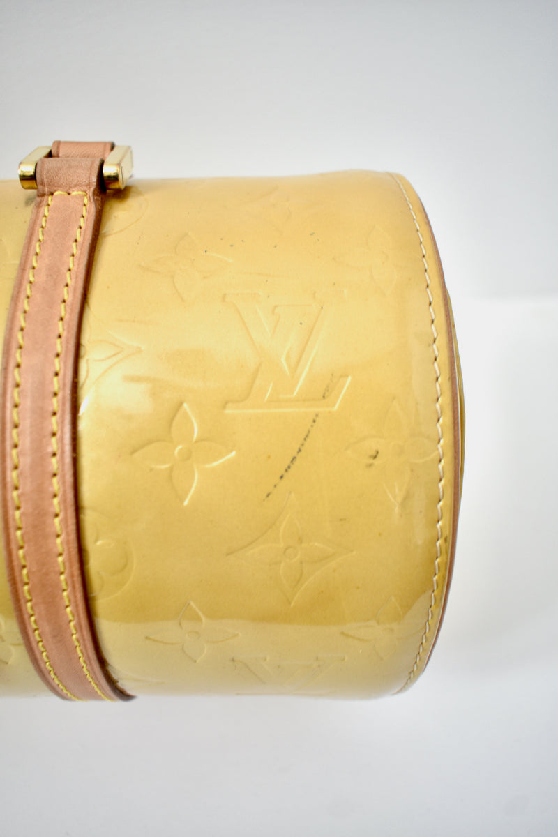 LOUIS VUITTON Monogram Vernis Bedford Hand Bag - AWL1675
