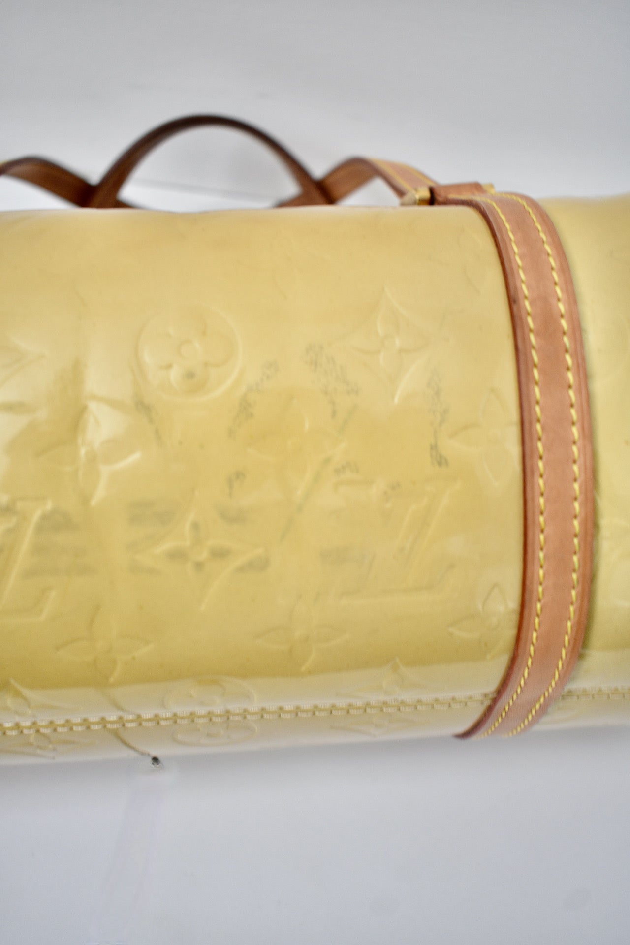 Louis Vuitton Vert Impression Monogram Bedford Bag – The Closet