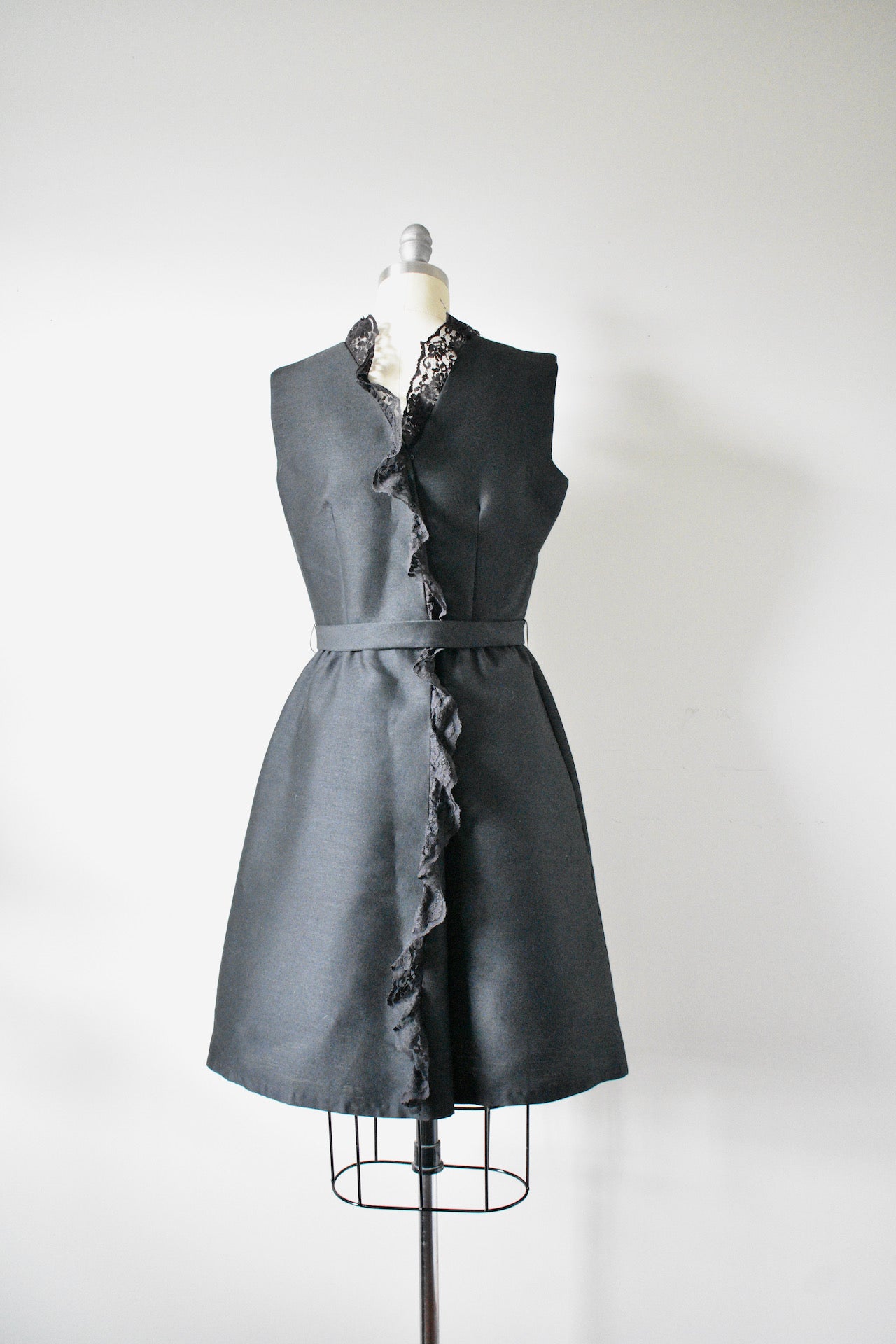 Vintage 1960s Jonathan Logan Little Black Dress – Vintage World Rocks